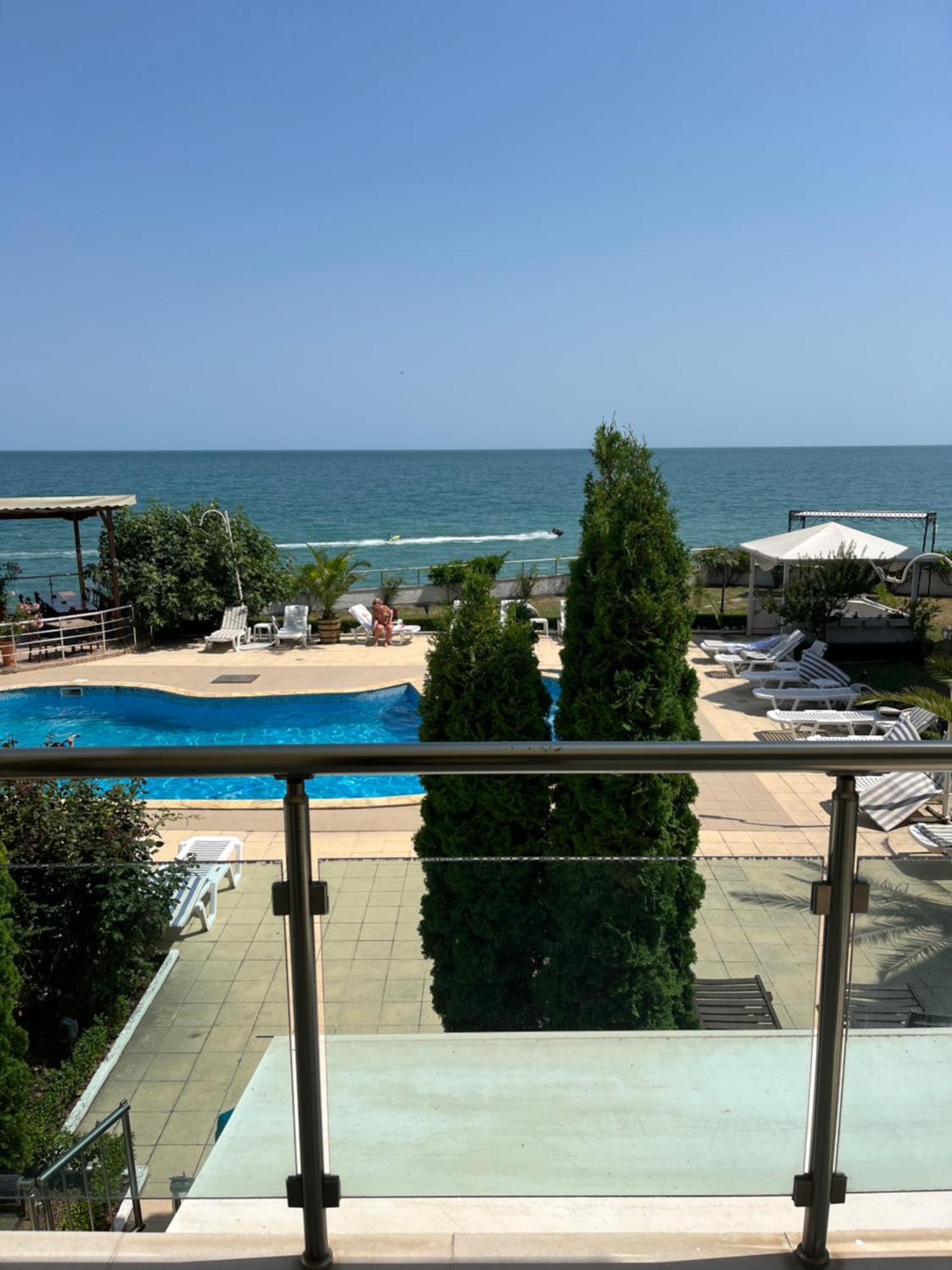 Golf Coast Boutique Studio With Sea View Topola Bagian luar foto
