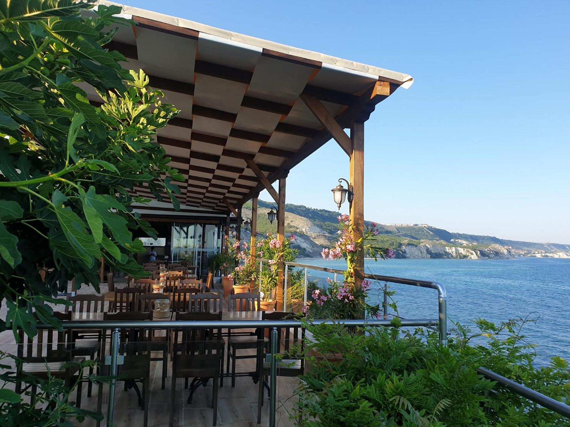 Golf Coast Boutique Studio With Sea View Topola Bagian luar foto