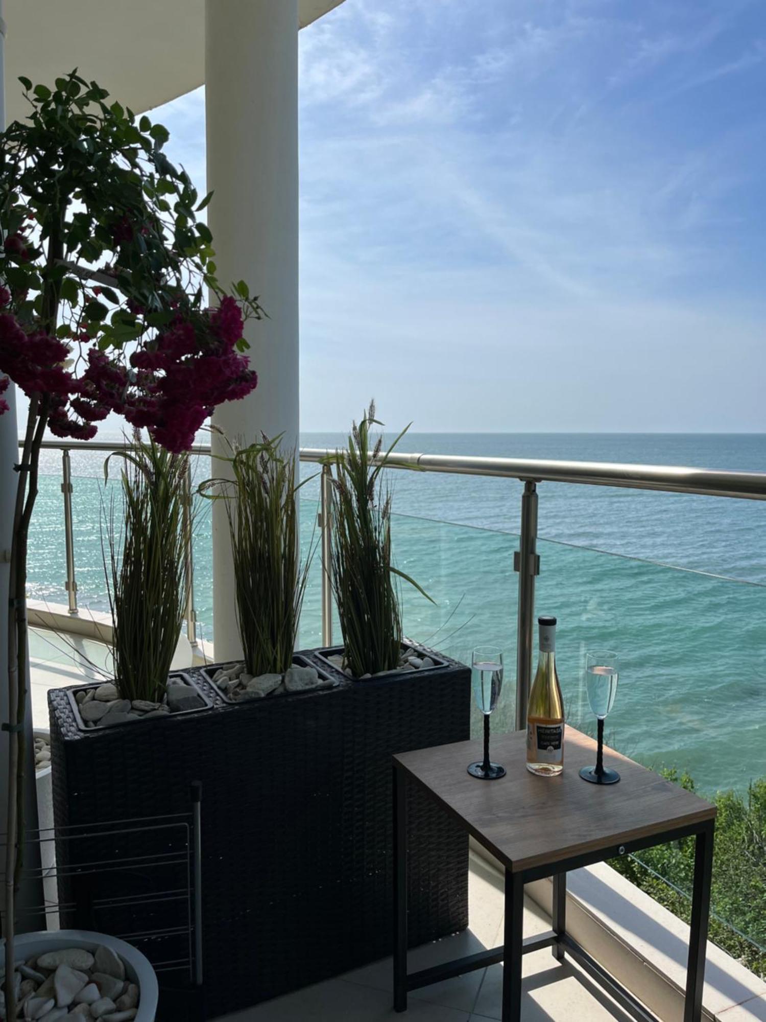 Golf Coast Boutique Studio With Sea View Topola Bagian luar foto